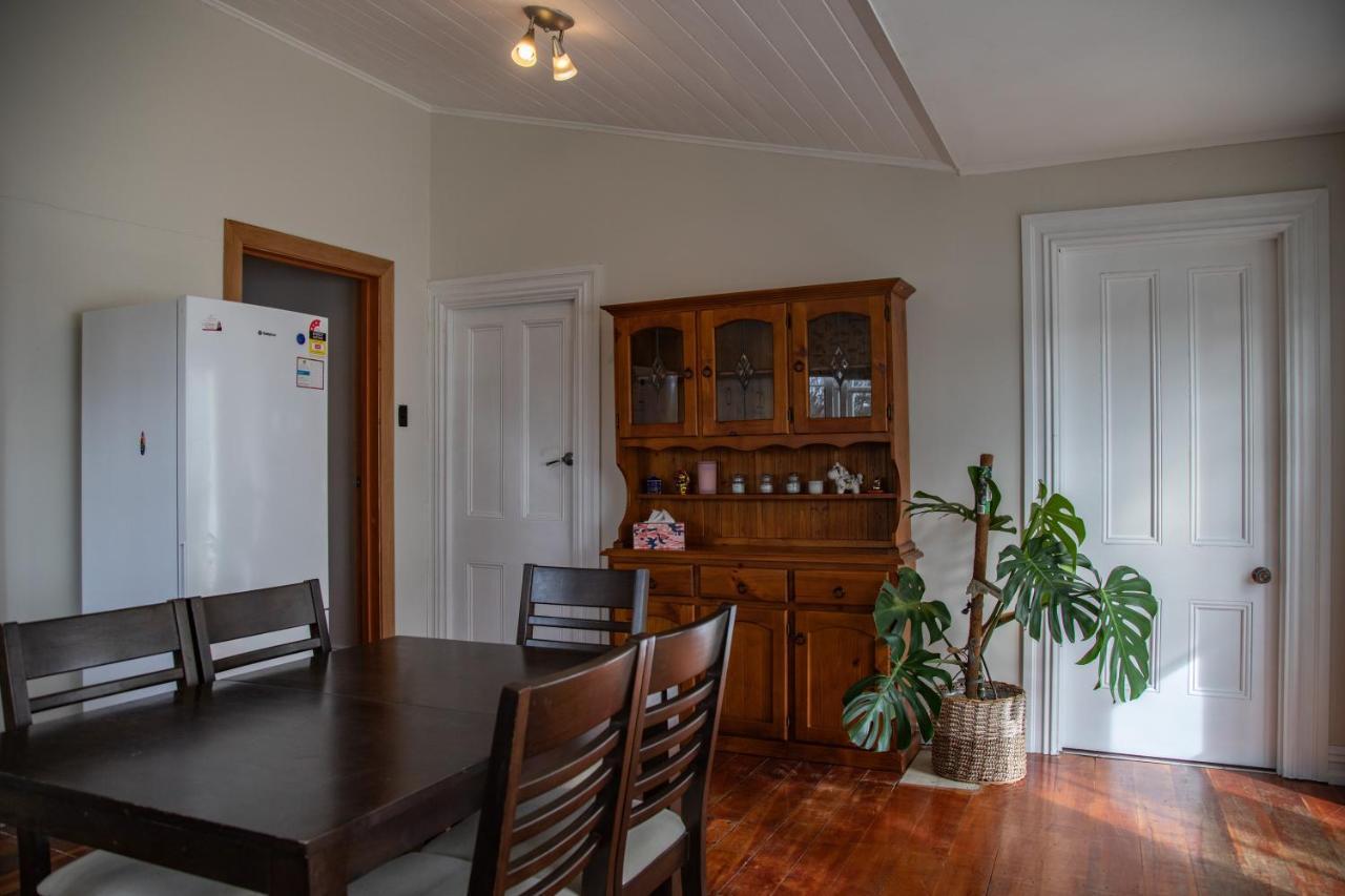 Cottage In The Heart Of Carterton Luaran gambar