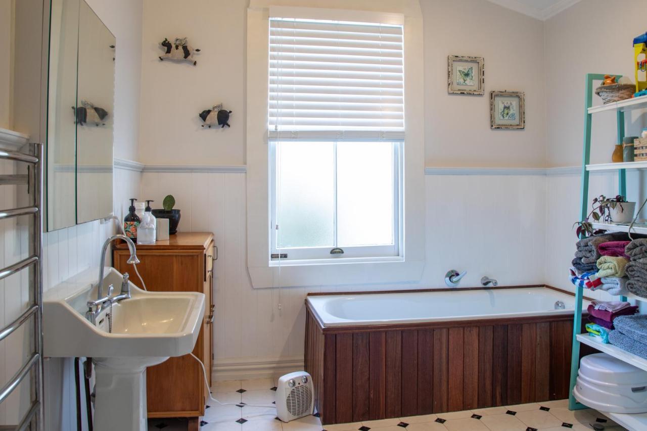 Cottage In The Heart Of Carterton Luaran gambar